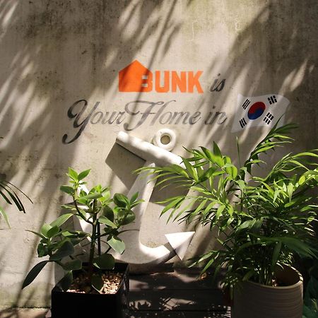 Bunk Guesthouse Hongdae Séoul Extérieur photo